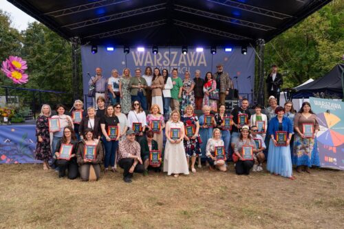 Laureaci na pikniku "Warszawa w kwiatach"