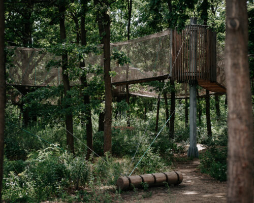 Park linowy w Parku Żerańskim